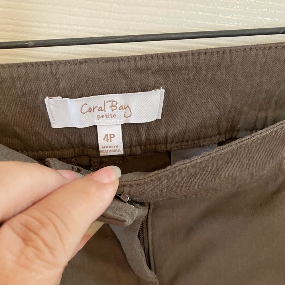 Ladies petite Coral Bay Shorts - Picture 4 of 12